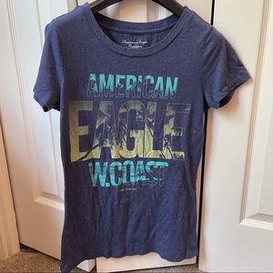 American Eagle blue tshirt